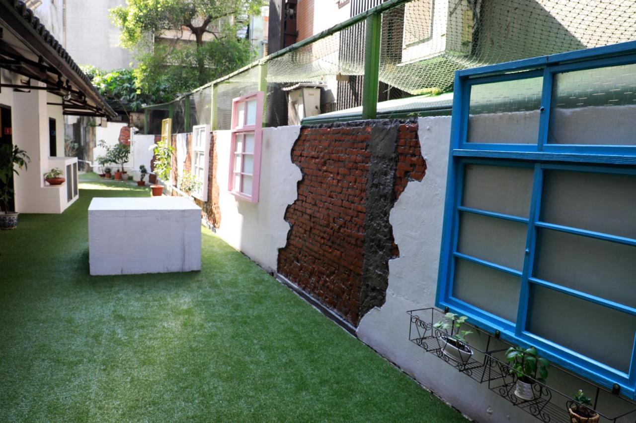 Wholesome Hotel Taipei Exterior photo