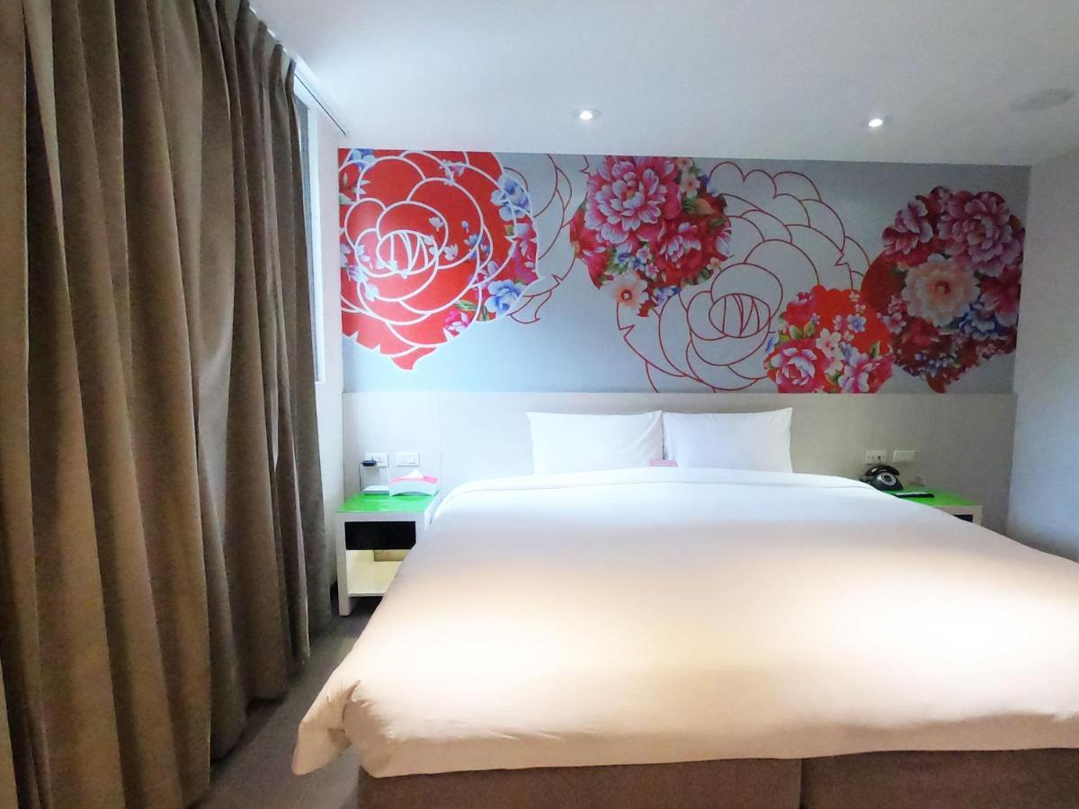 Wholesome Hotel Taipei Exterior photo