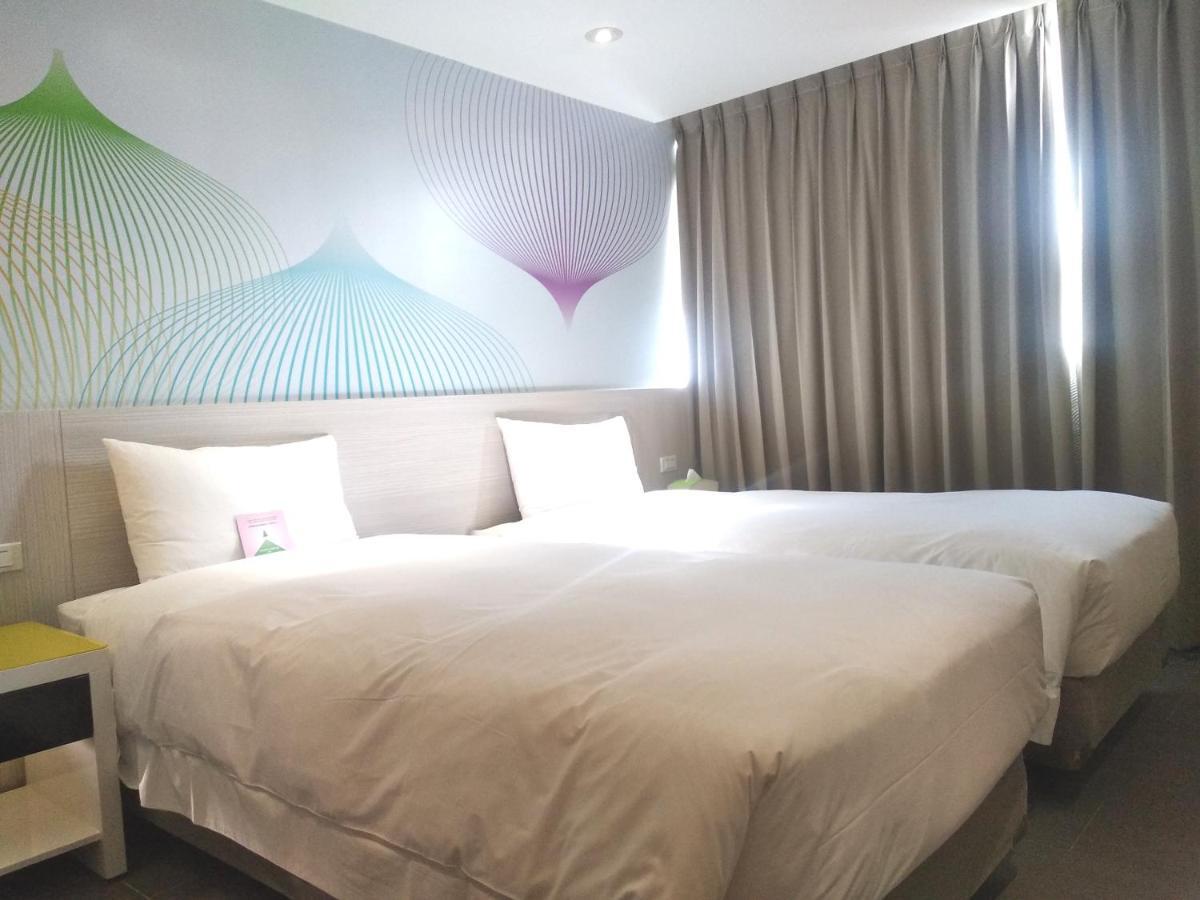 Wholesome Hotel Taipei Exterior photo